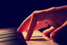 拜仁遥指曼联晋级，集体表现令人目眩神迷